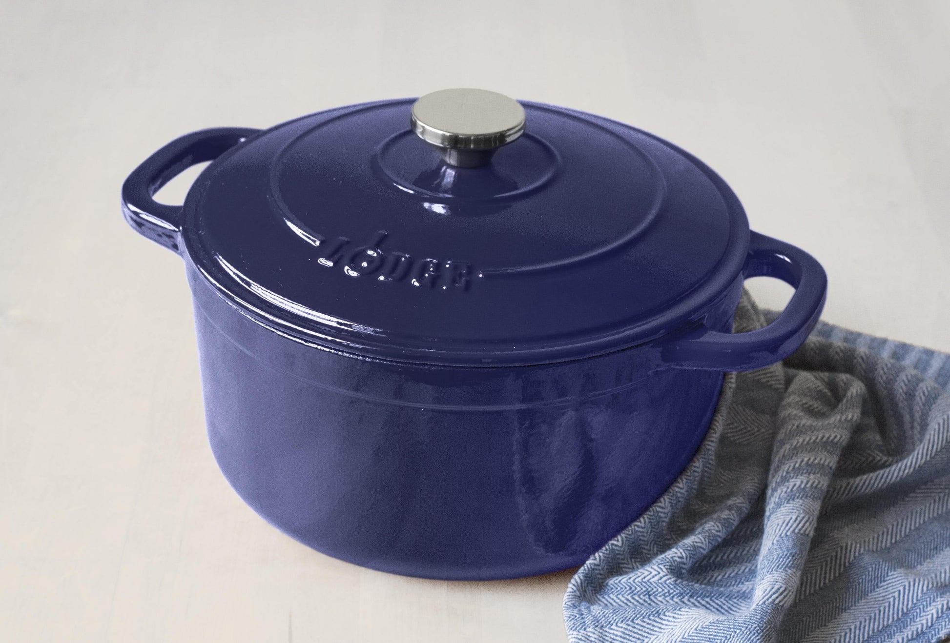 Cast Iron 5.5Qt Indigo Enameled Dutch Oven